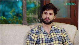 Mohabbat Aur Mehangai - Episode 49